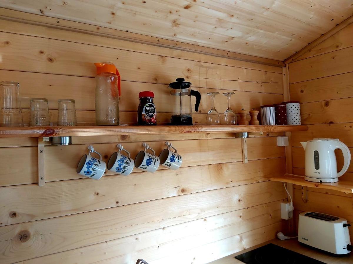 אקורירי Bakkakot 3 Cozy Cabin In The Woods מראה חיצוני תמונה